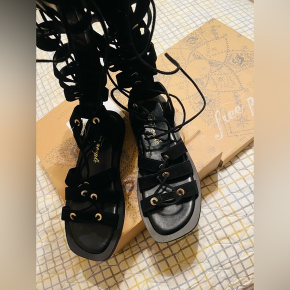 Free People sun chaser tall gladiator sandals. Size 8 (38 Free People Sizing)NIB - Picture 7 of 10